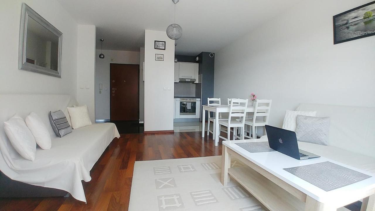 Apartament Bello - Free Parking Apartment กดัญสก์ ภายนอก รูปภาพ