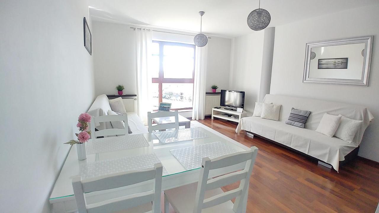Apartament Bello - Free Parking Apartment กดัญสก์ ภายนอก รูปภาพ